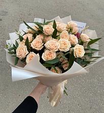 Букет Кремовые розы Латте в Чердыни